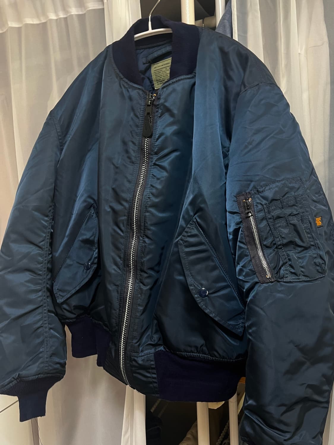 [USA] 알파 인더스트리 MA-1 항공점퍼 (L / navy) 상품이미지3