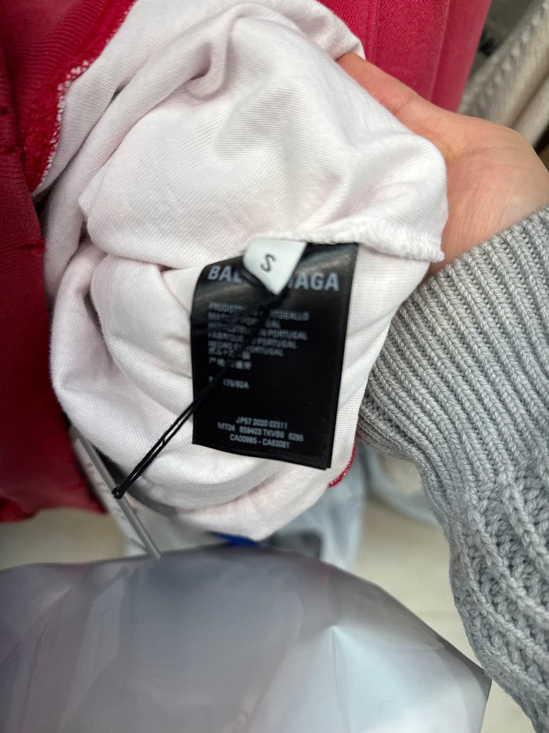 balenciaga Destroyed hoodie 상품이미지6