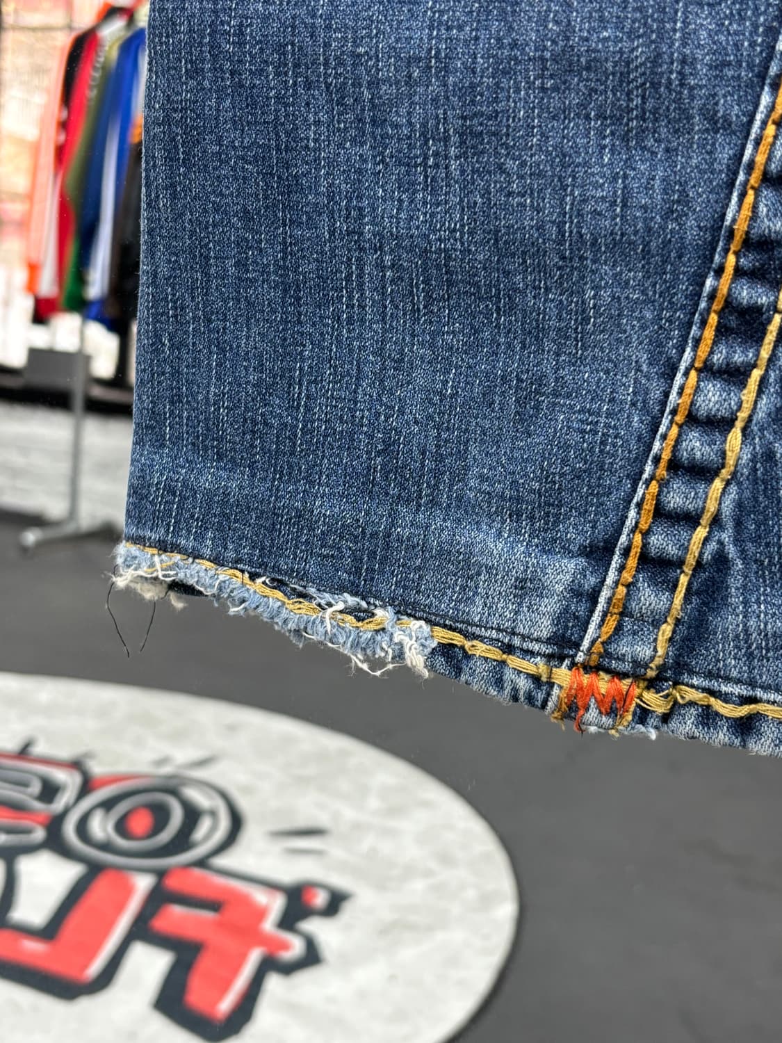 트루릴리전 슈퍼 티 데님팬츠 상품이미지5