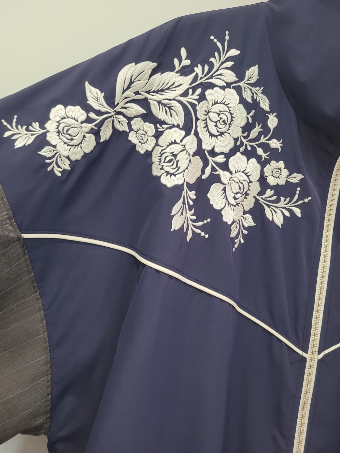 프롬아를 플라워 자수 80S 트랙자켓 남성용 L사이즈 상품이미지6