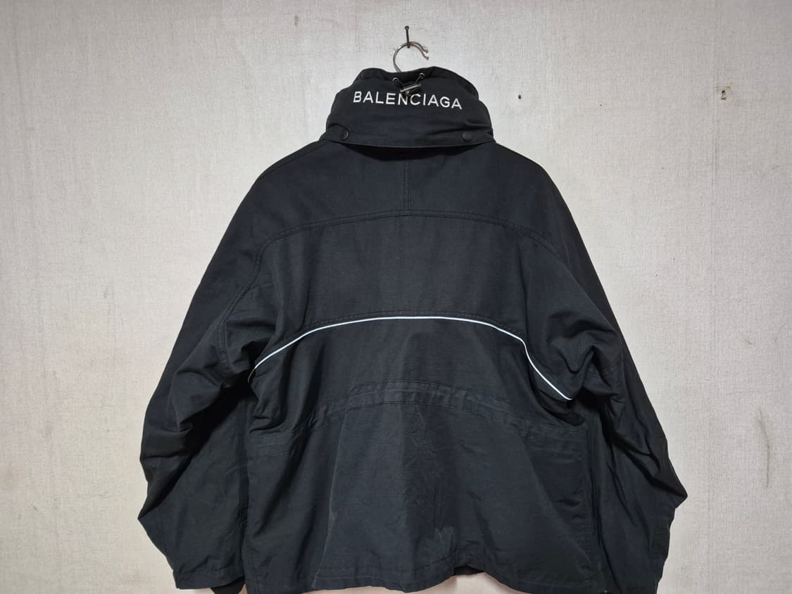 Balenciaga 발렌시아가 쉘파카 (36) 상품이미지4