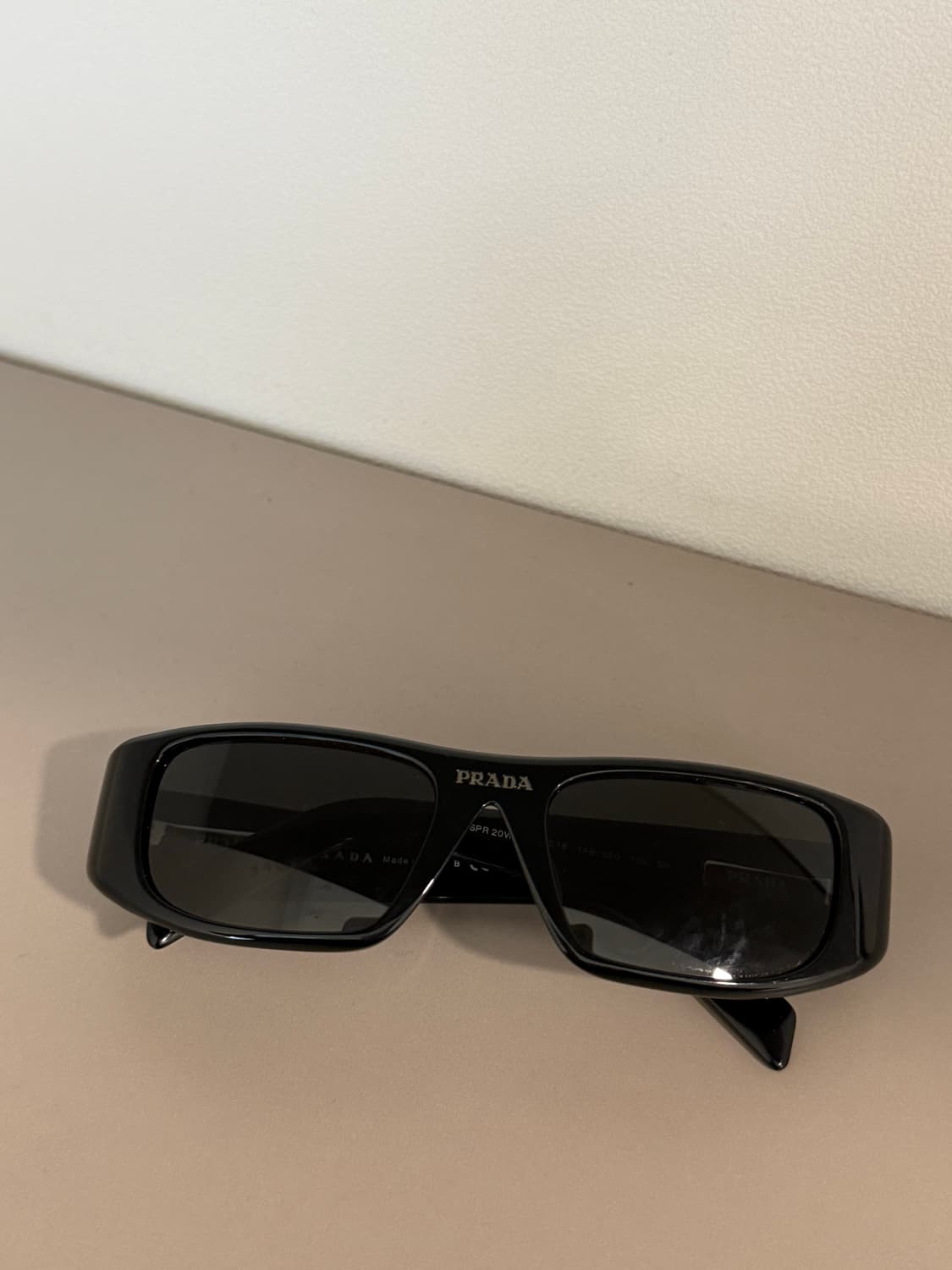 프라다 선글라스 SPR 20W-F 상품이미지2