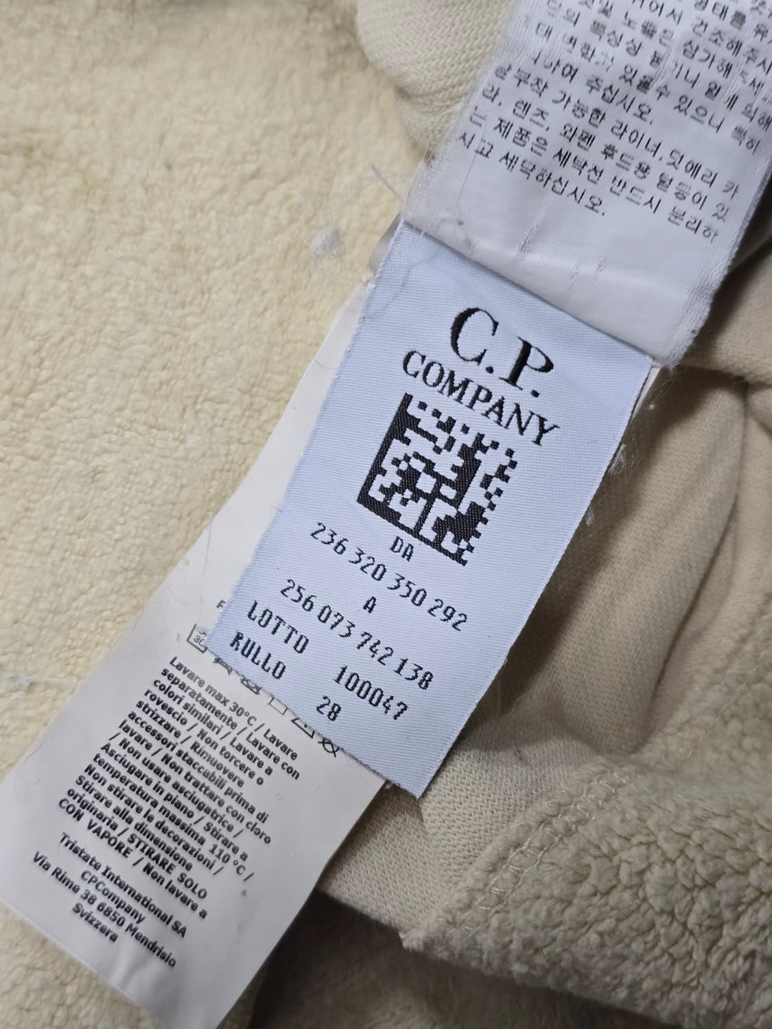 CP컴퍼니 렌즈와펜 플리스 맨투맨 S사이즈 상품이미지8