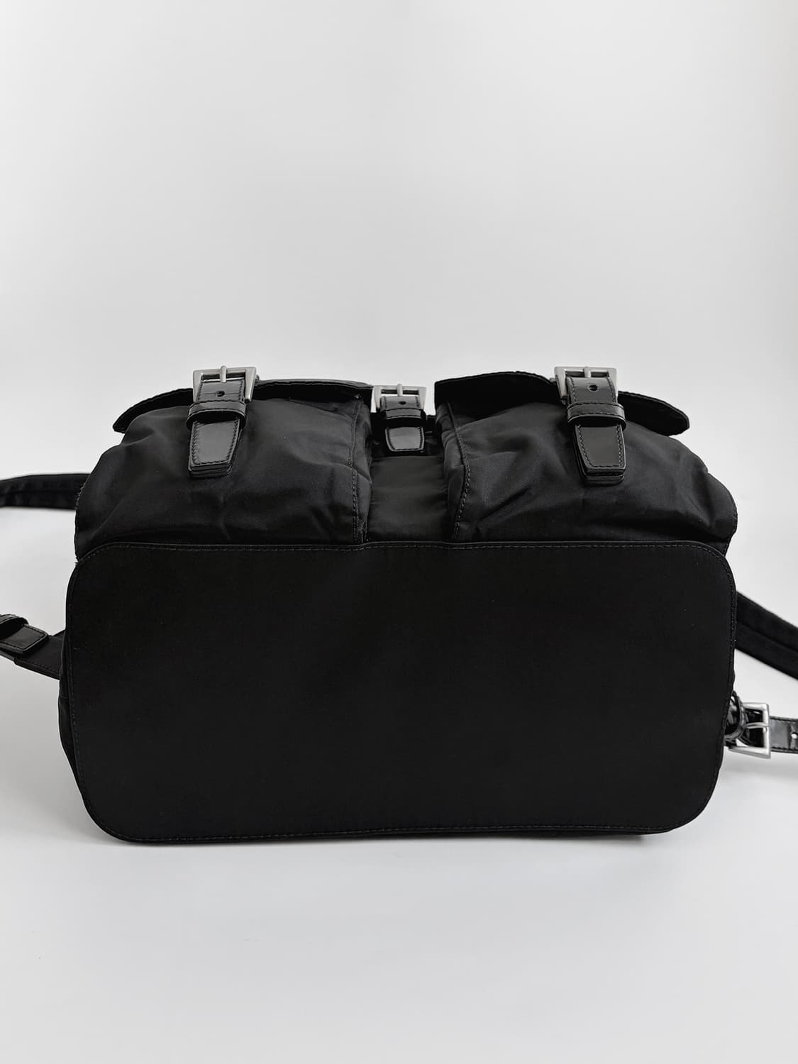 프라다 포코노 백팩 미듐 판매합니다. 상품이미지9