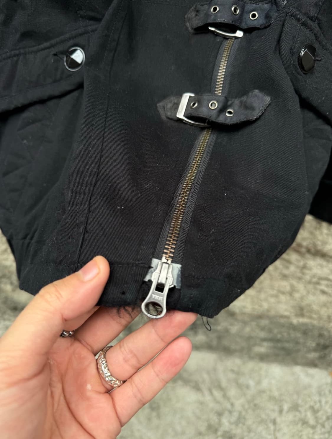 V-kei 퍼 스트랩 디테일 자켓 상품이미지5