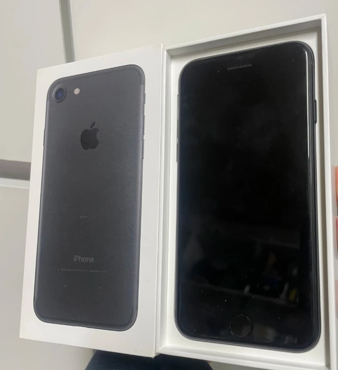 아이폰7 매트블랙 128기가 상품이미지1