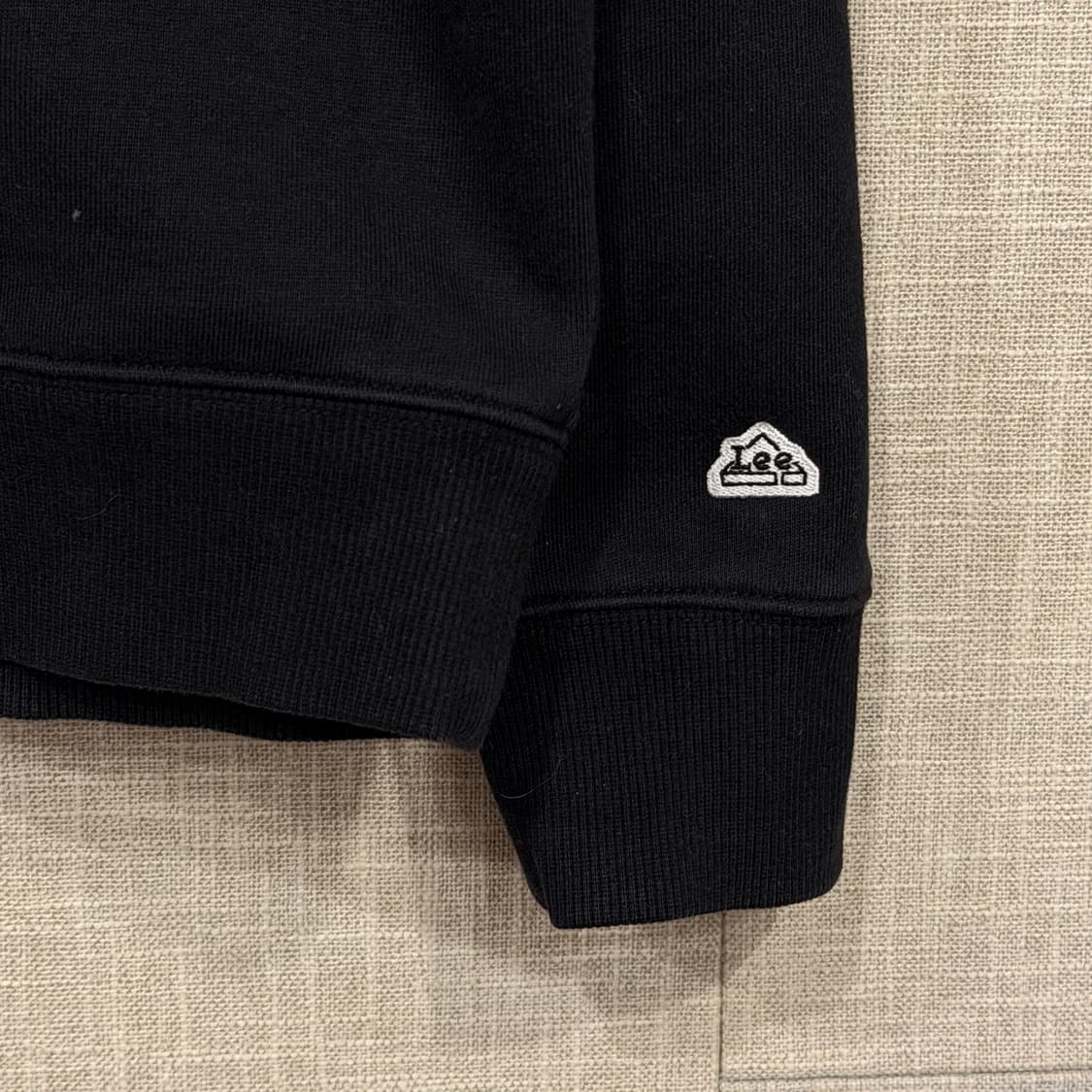 Lee 리 빅트위치 맨투맨 M 블랙 상품이미지3