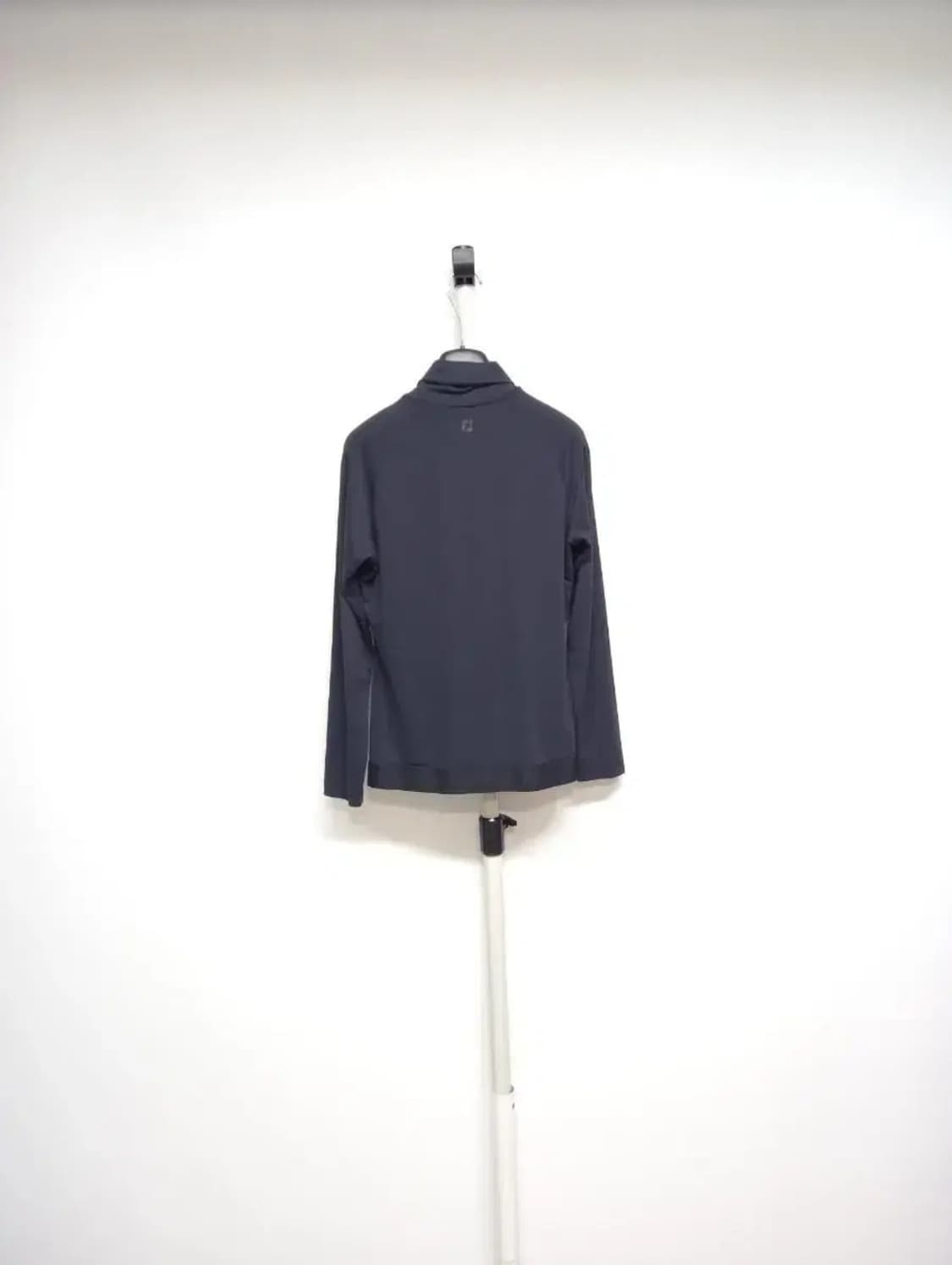 풋조이 골프 춘추 블랙 하이넥 사방스판 티 66 상품이미지2