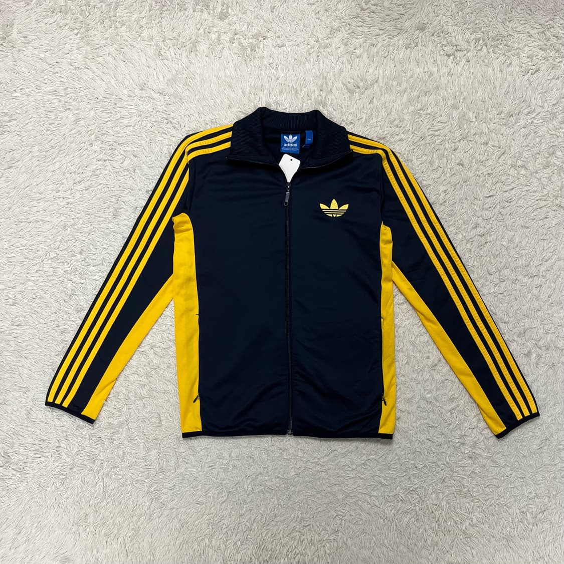 Adidas navy yellow street diver jersey 상품이미지4