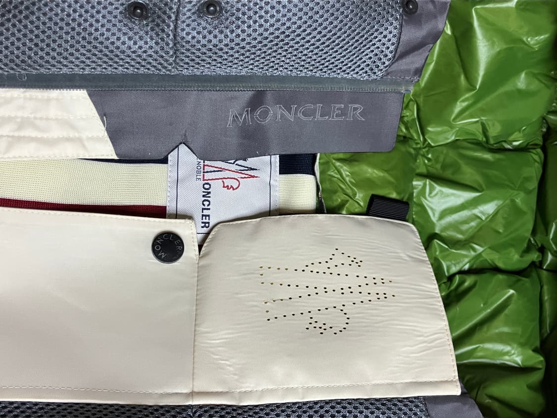 몽클레어 그레노블 오리털 보드복 상품이미지8