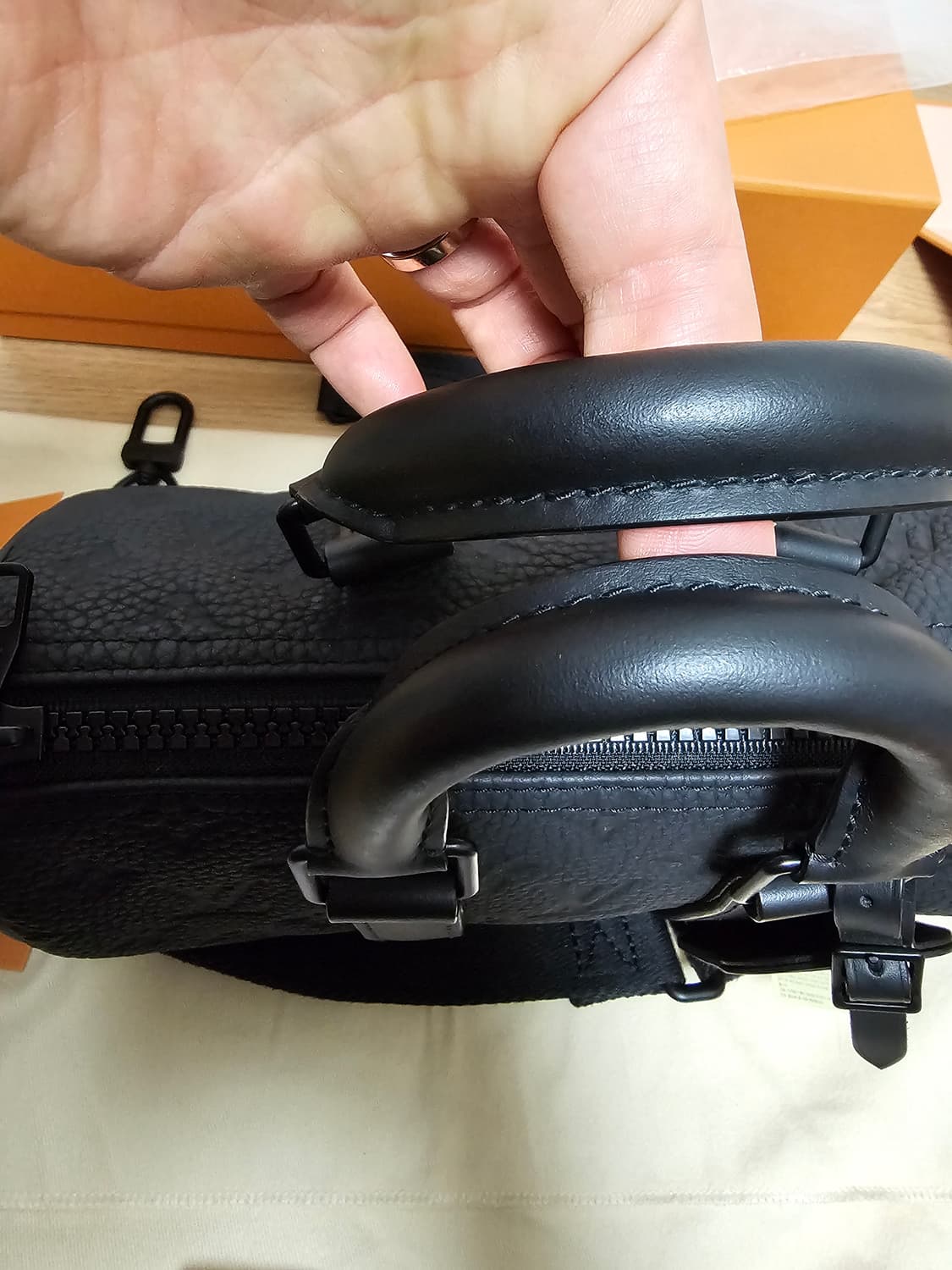 루이비통 토리옹 키폴25 반둘리에 상품이미지9