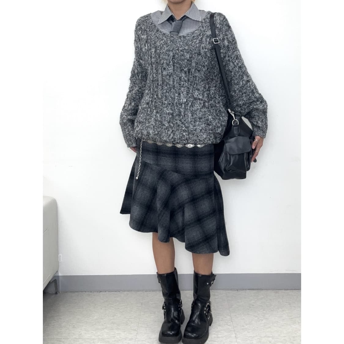 빈티지 차콜 세실맥비 니트 스웨터 상품이미지4