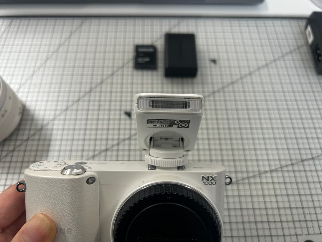 삼성 NX1000 카메라 화이트 풀세트 (2030만 화소/Wi-Fi )  상품이미지4