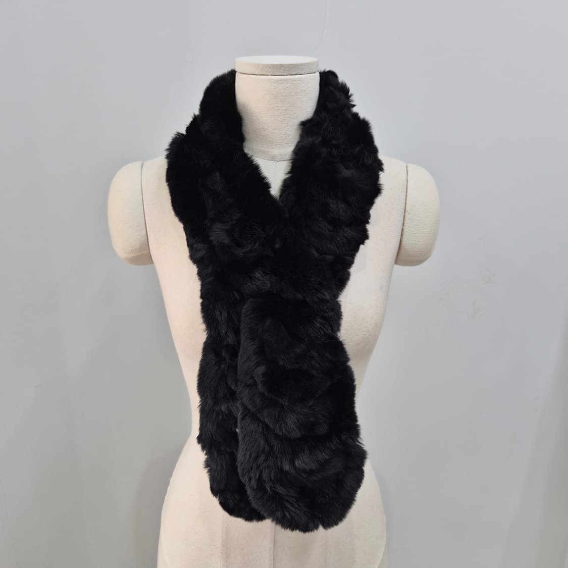 프리미엄 렉스 토끼털 블랙 니팅 퍼 머플러 상품이미지1