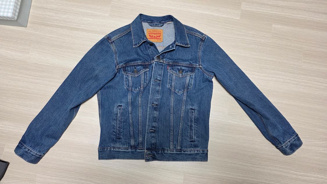 리바이스 3세대 데님트러커(청자켓) m사이즈 판매합니다 상품이미지1