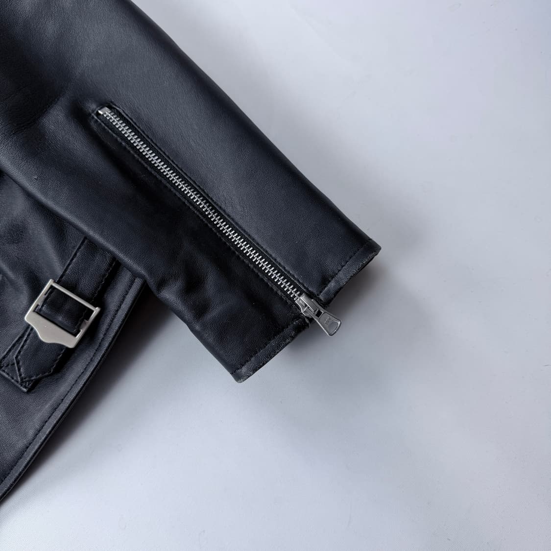 SSRL 주우재 램스킨 양가죽 논카라 라이더자켓 상품이미지4