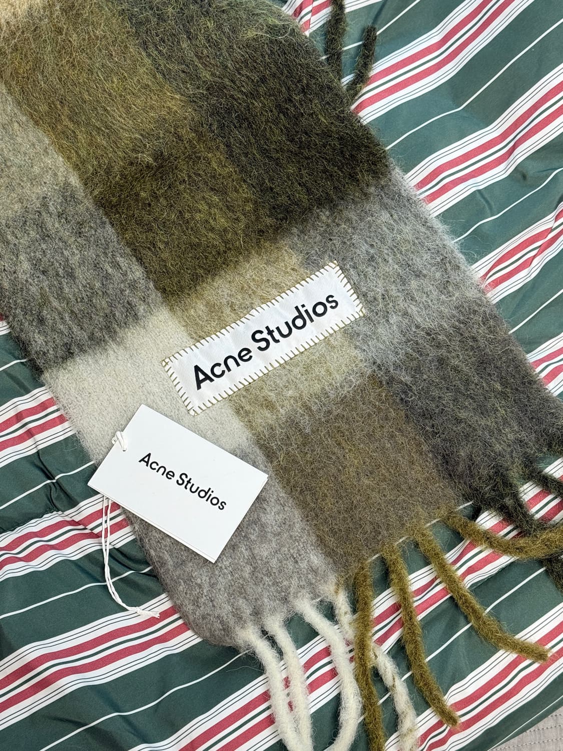 (OS) 아크네 스튜디오 모헤어 체크 머플러 토프 그린 블랙 상품이미지3