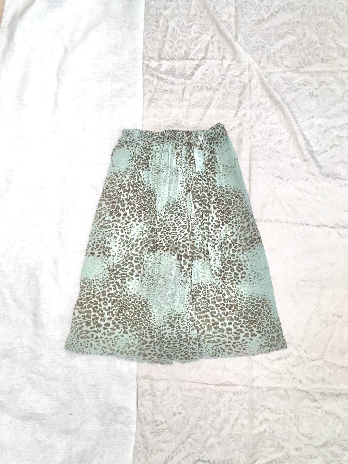 옥색 오리엔탈 호피 새틴 스커트  상품이미지3