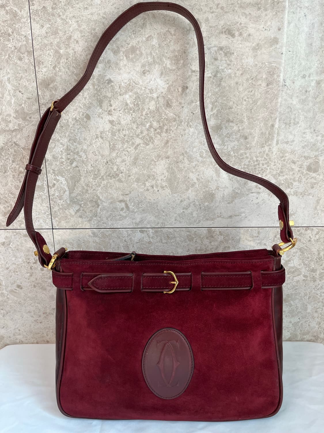 까르띠에 버건디 스웨이드 숄더백 상품이미지2