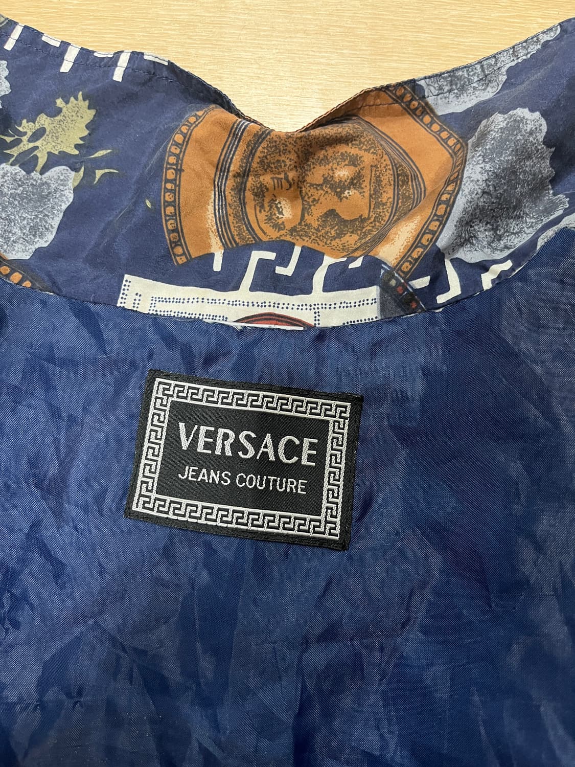 Versace jeans couture 바람막이 상품이미지2