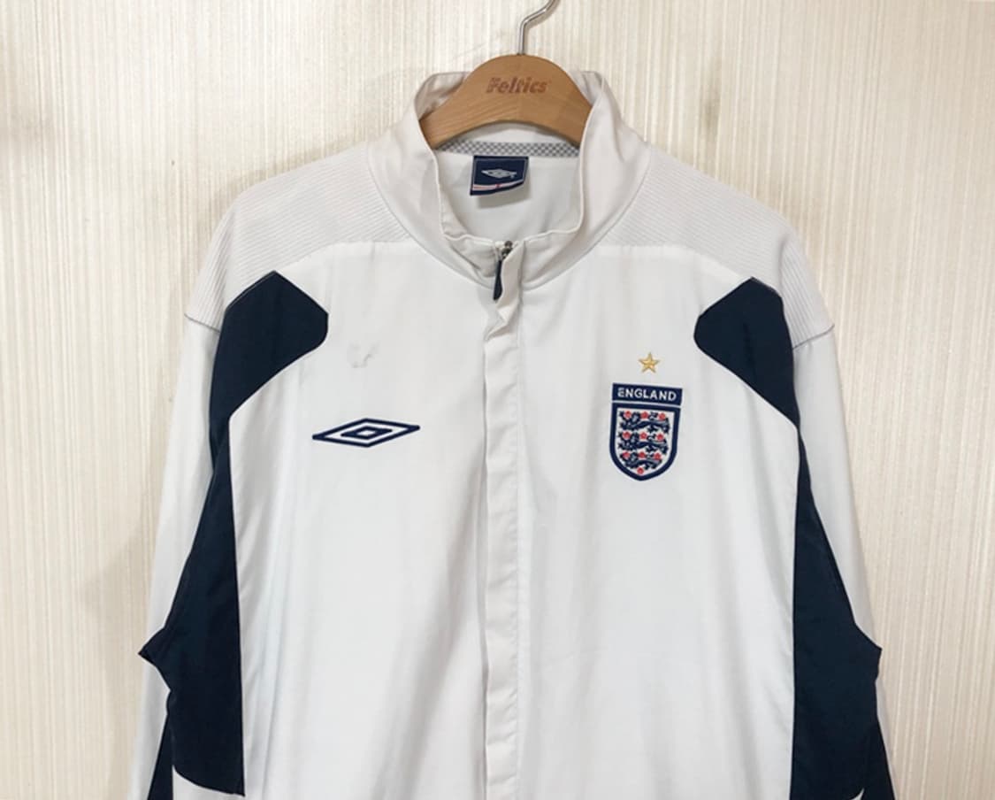 엄브로 06-08 잉글랜드축구국대 우븐트레이닝자켓 L(해외) 상품이미지2