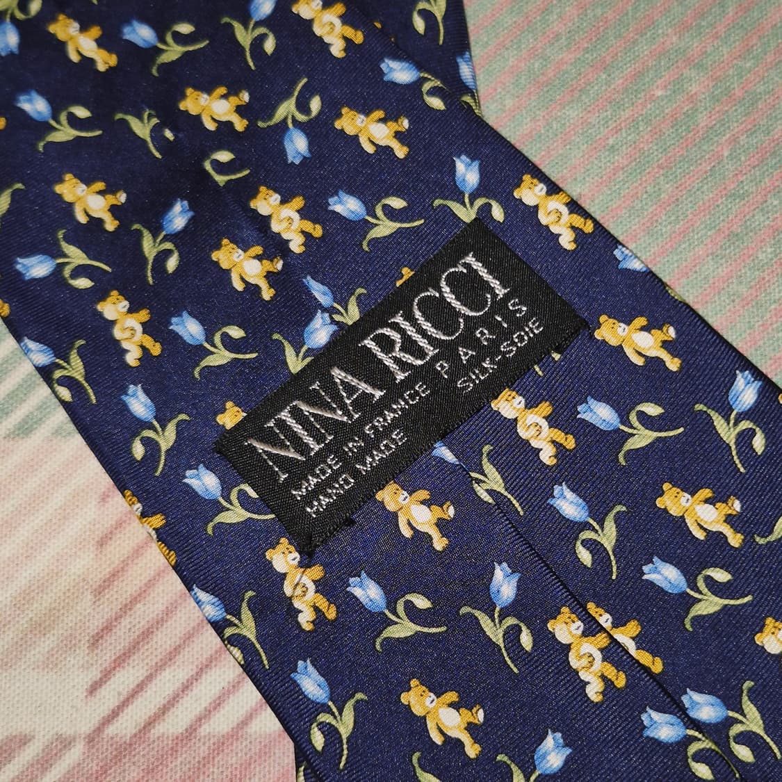 90s 프랑스 니나리치 테디베어 튤립 실크 넥타이 상품이미지9