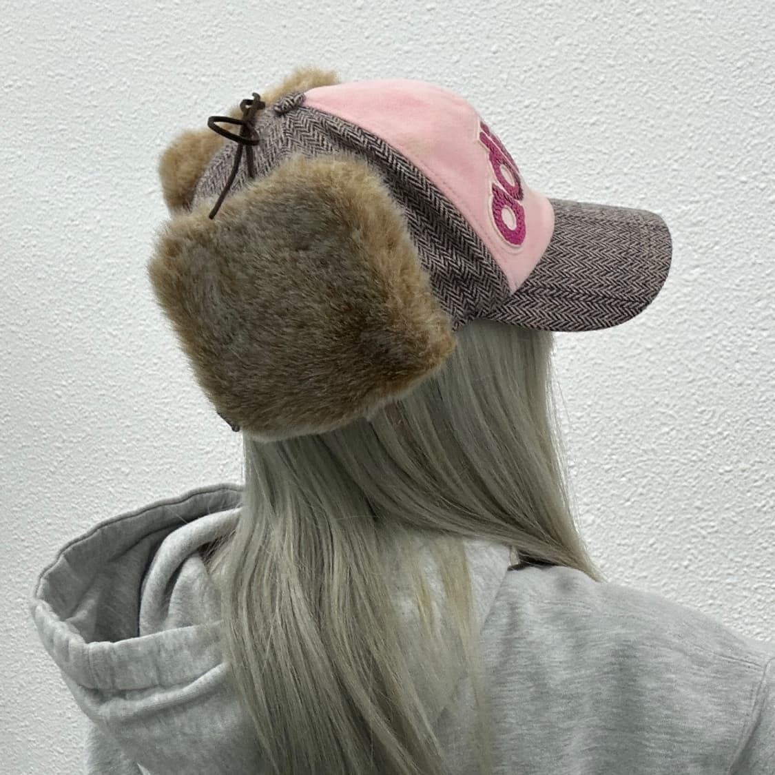 아디다스 y2k 딸기핑크 군밤모자 상품이미지3