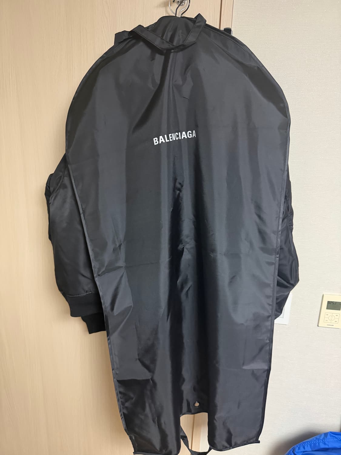 발렌시아가 풀오버 봄버 후드 자켓 마원 상품이미지8