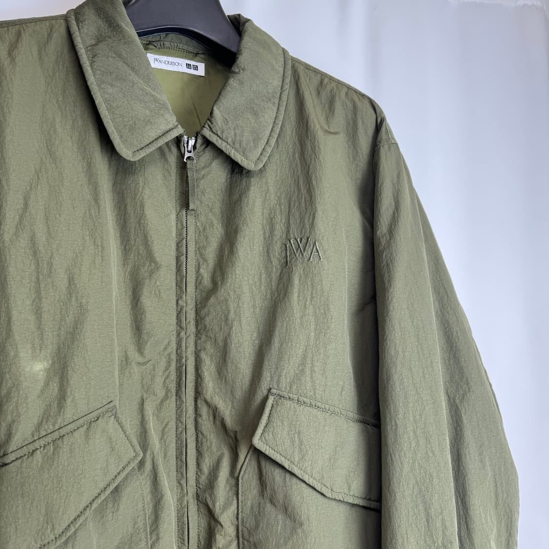 유니클로 x JW앤더슨 패디드 숏 블루종 자켓 올리브 3XL 상품이미지6