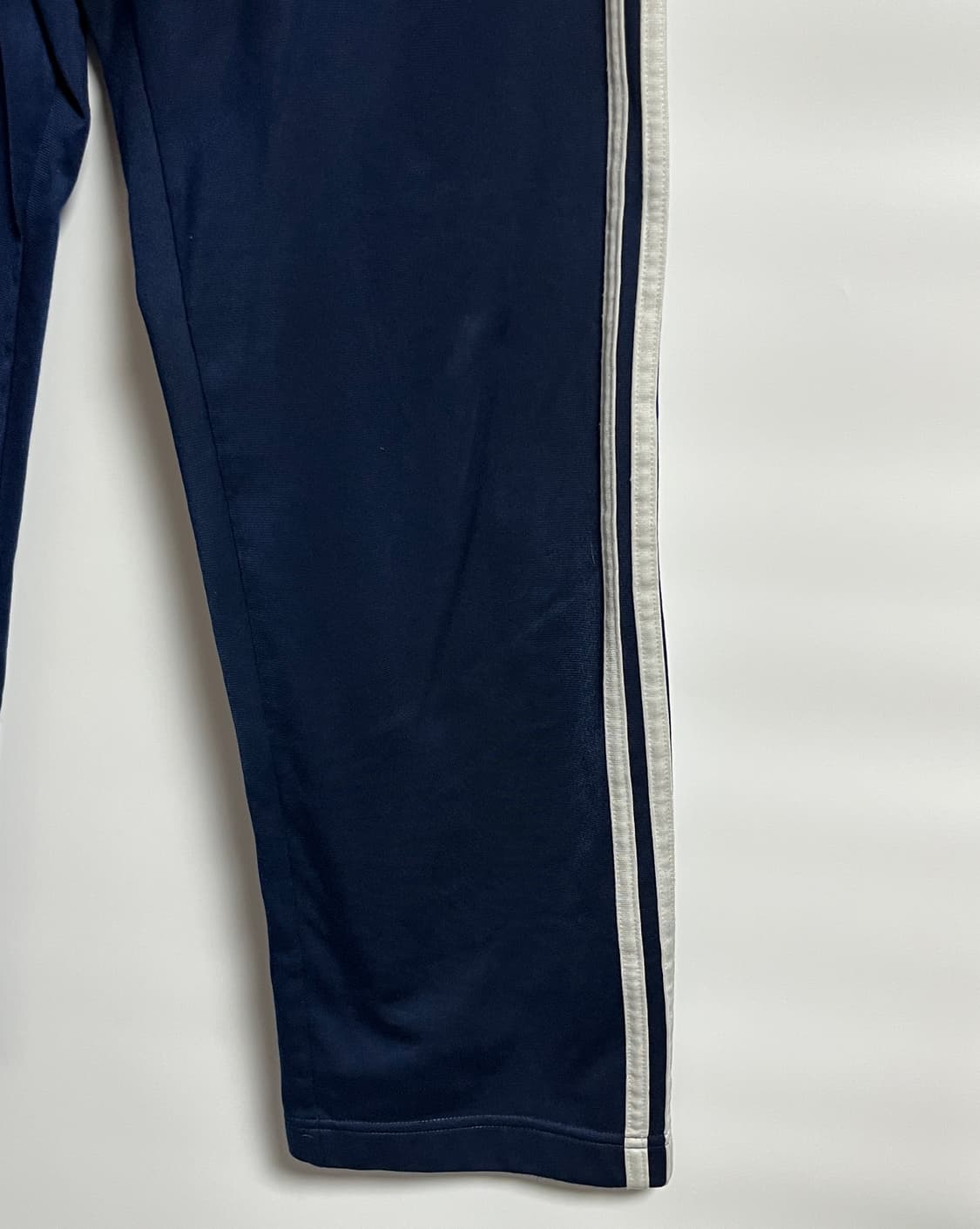 공용 아디다스 파이어버드 와이드 트랙팬츠 프리 상품이미지2