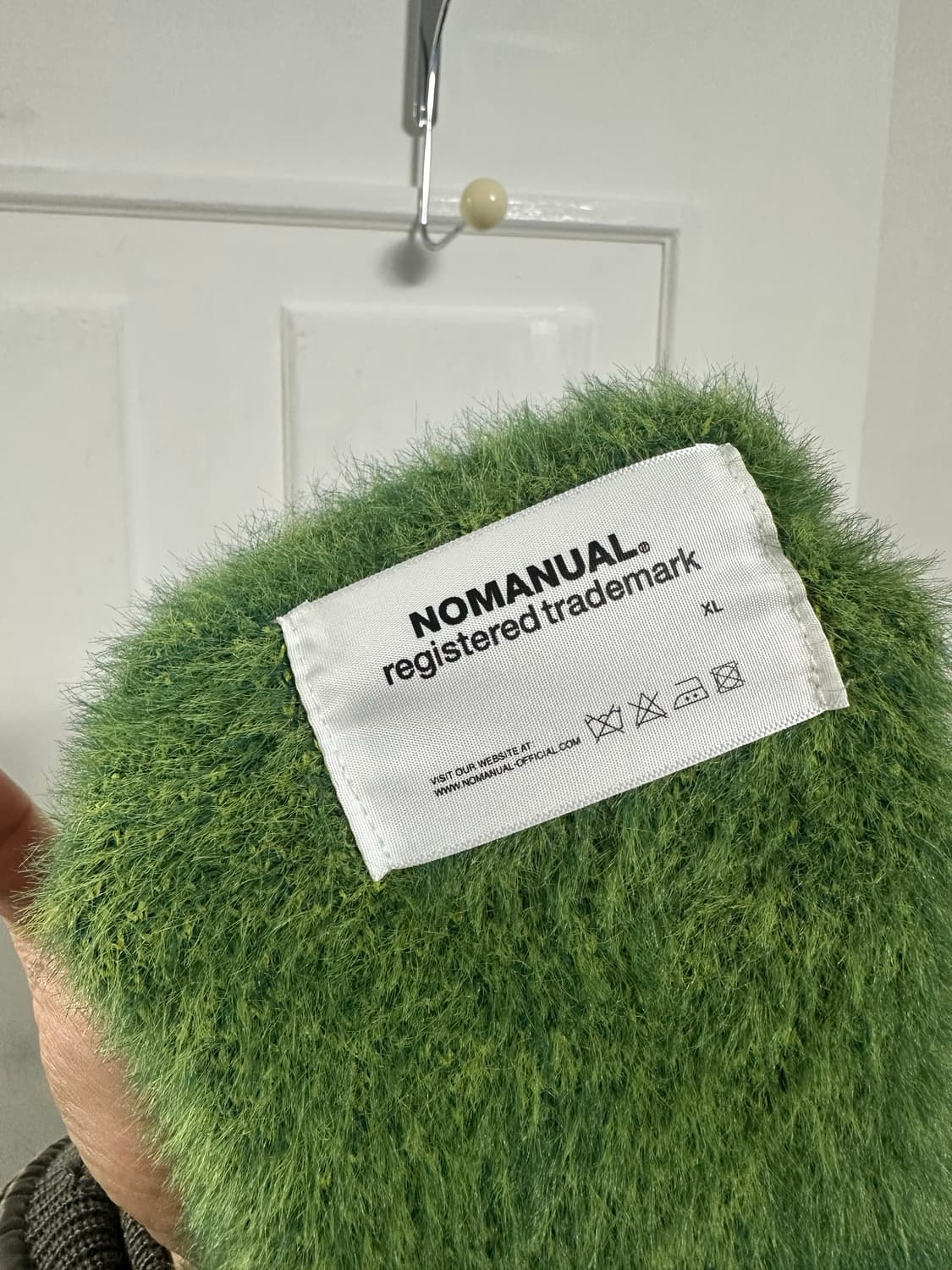 노매뉴얼 크롭 헤어리 니트 상품이미지3