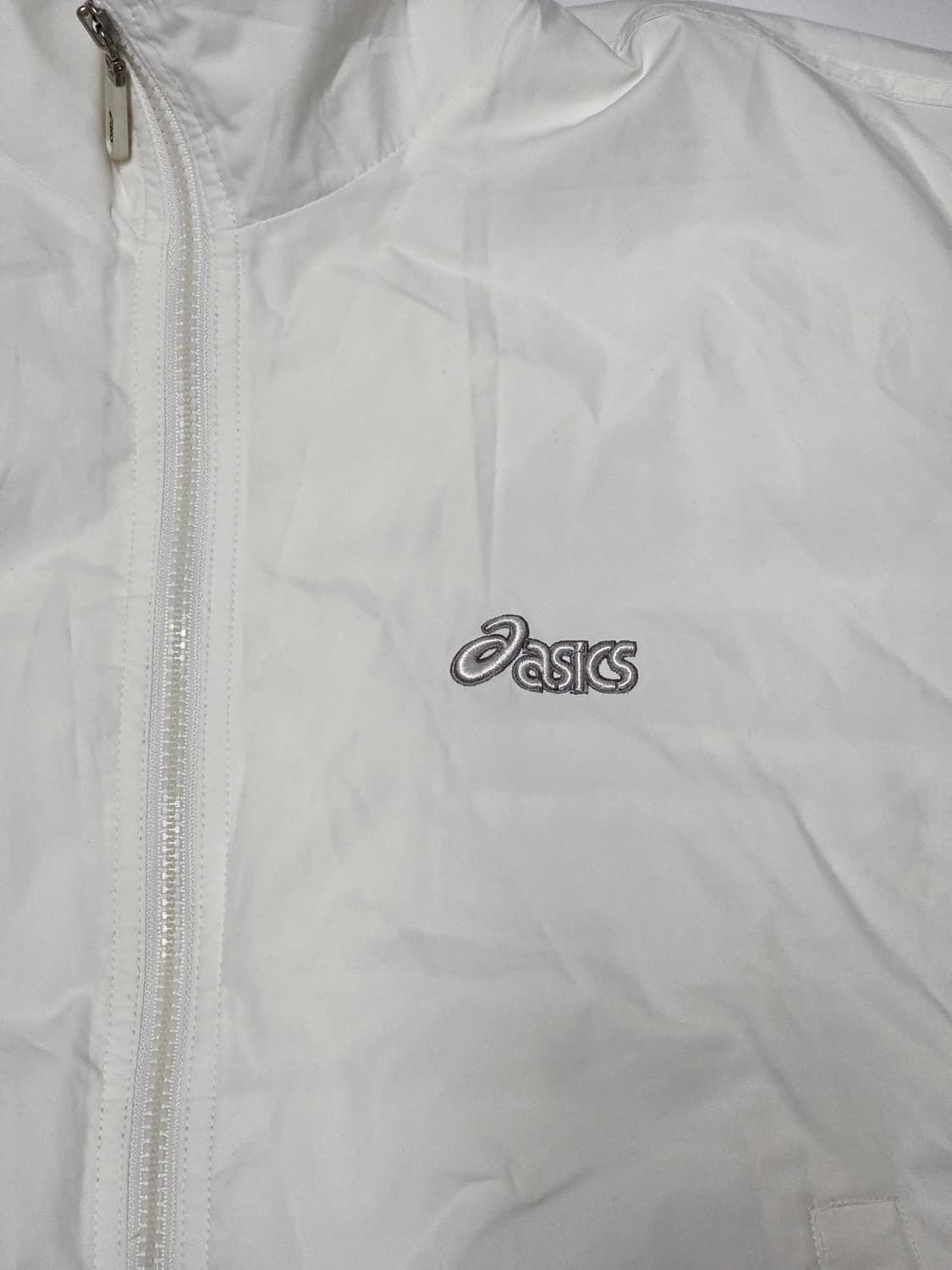 아식스 화이트 바람막이 여성 100 (실측 62/60, 105까지) 상품이미지2