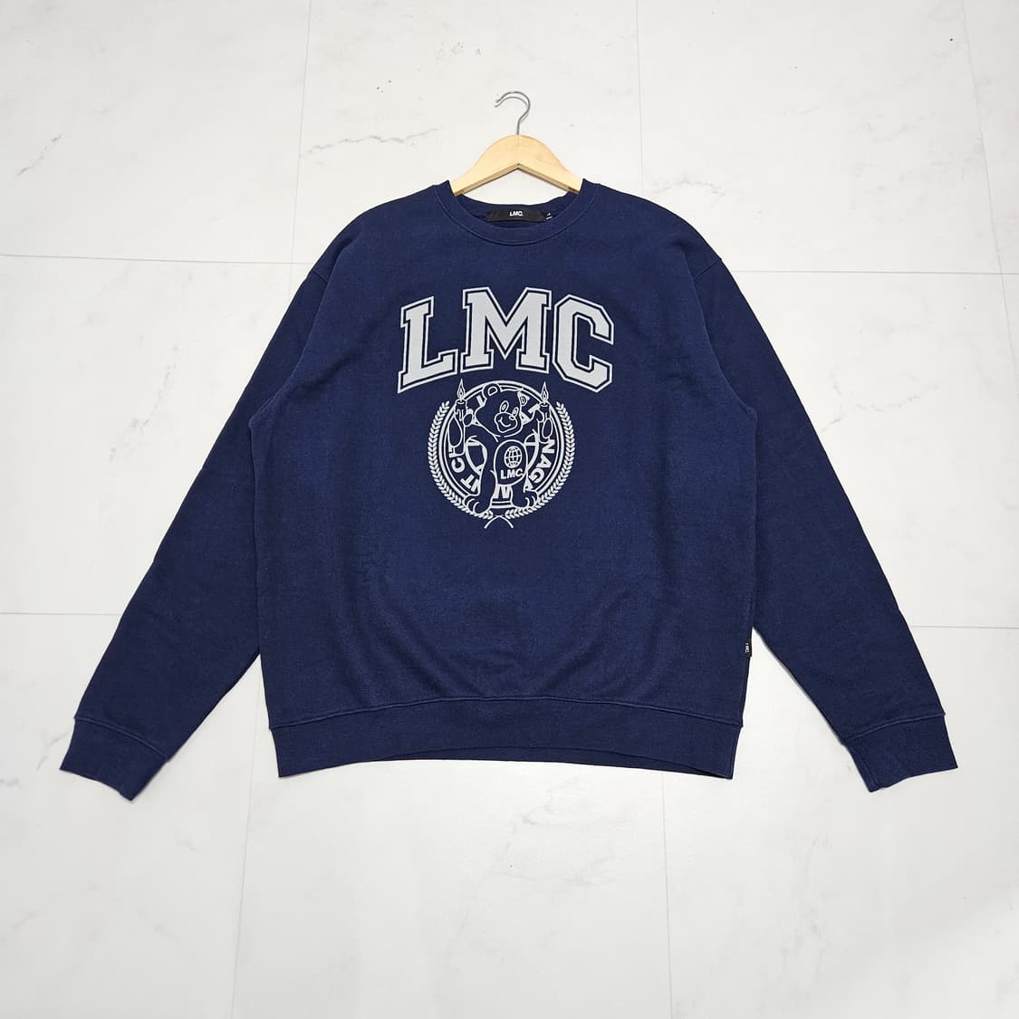 LMC 컬리지 베어 프린팅 맨투맨 오버핏 L 상품이미지1