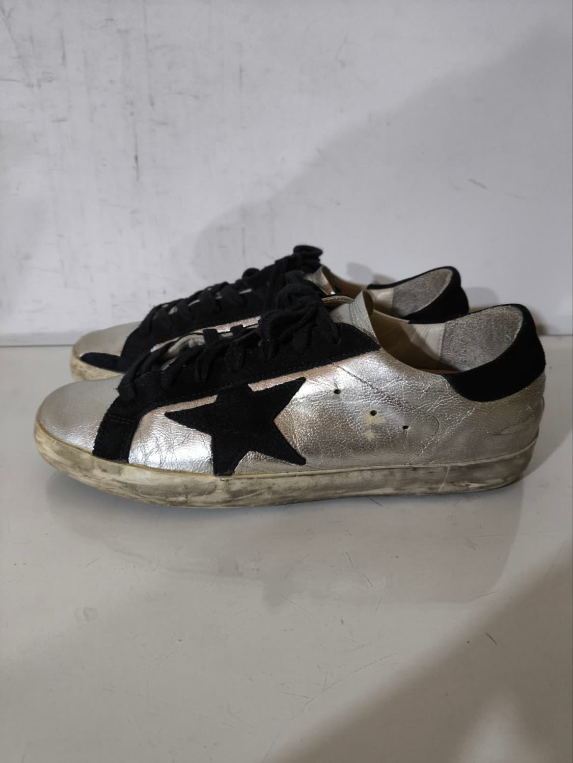 39 260mm 골든구스 슈퍼스타 메탈릭 실버 블랙스타 상품이미지1