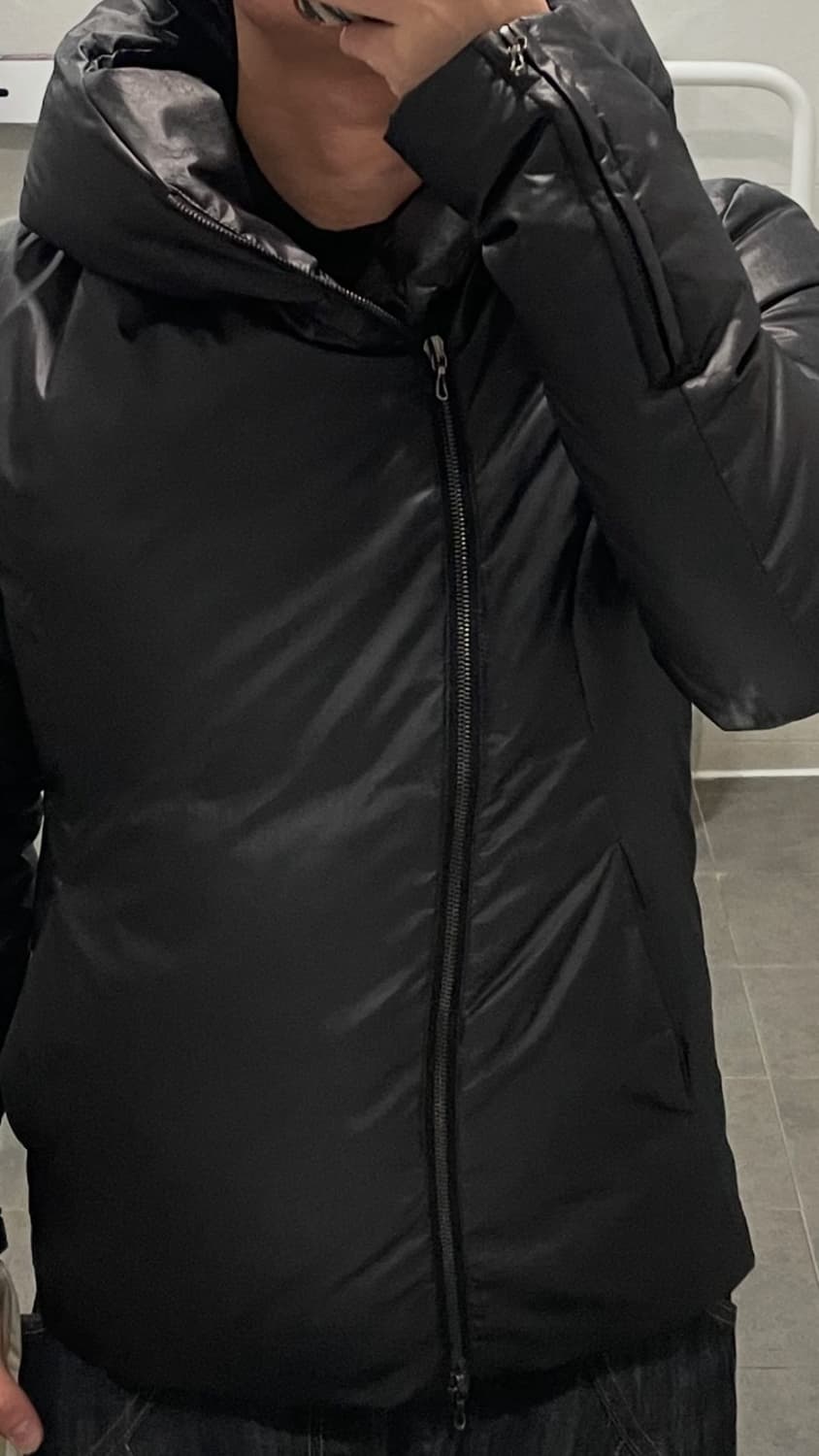 attachment kazuyuki kumagai 사선 절개 패딩 상품이미지2