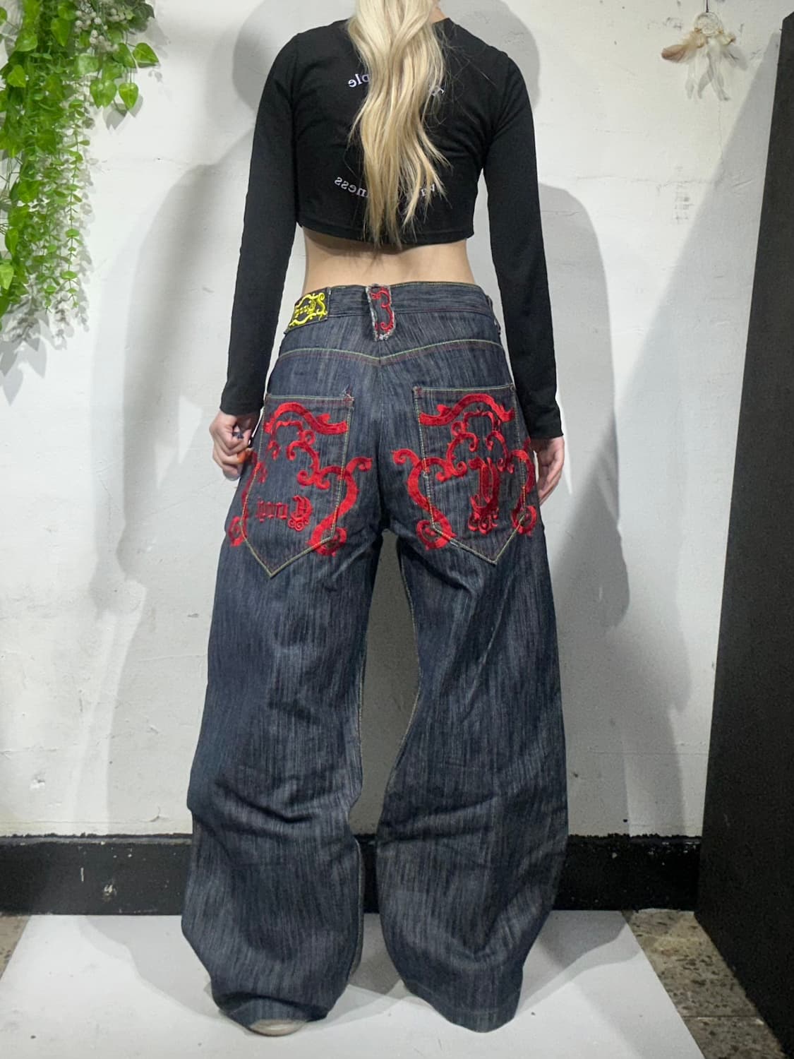 쿠지 진청 대장급 레드 자수 포인트 와이드 데님 청바지 상품이미지1