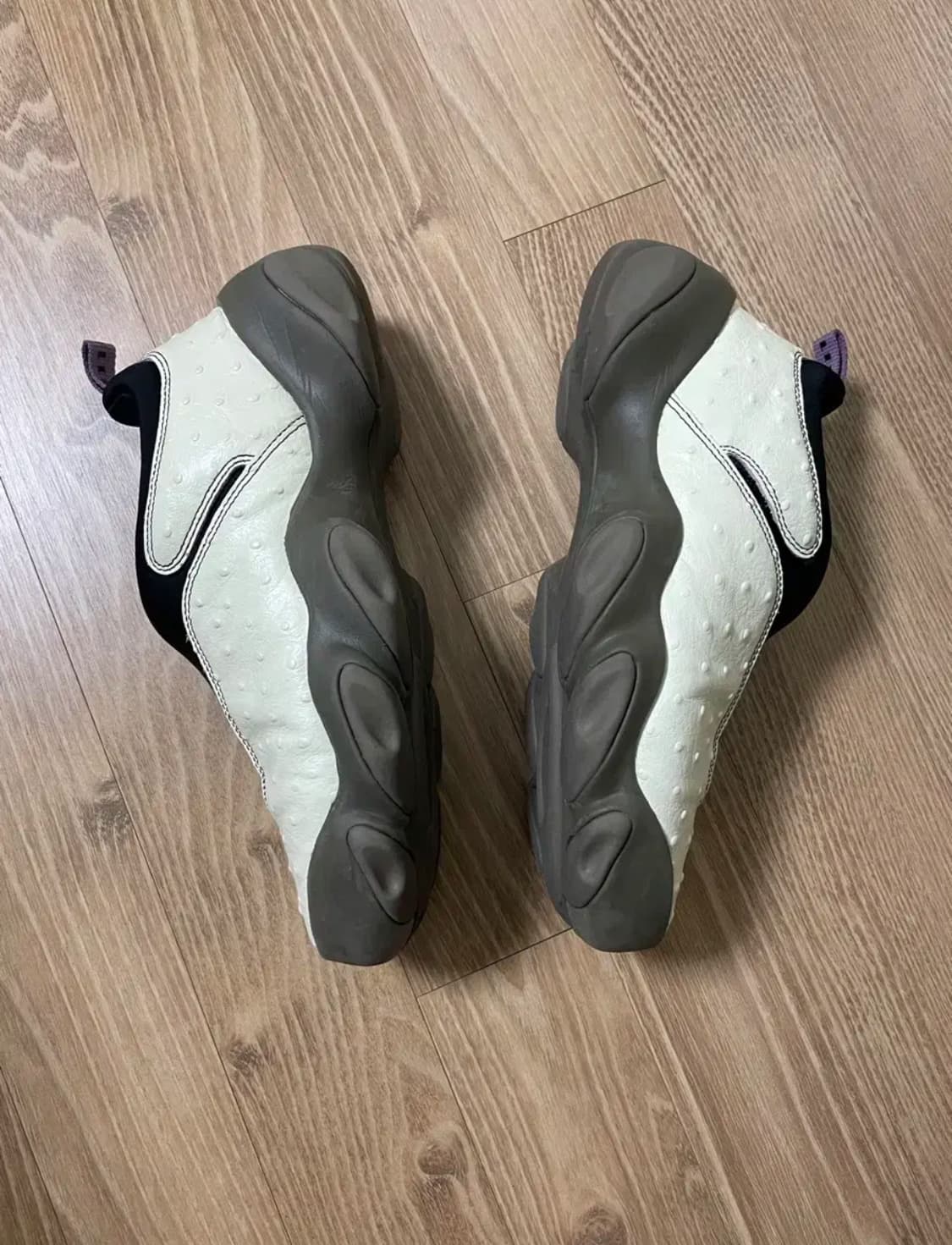 오클리 Ostrich Flesh Ivory(275 size) 상품이미지5