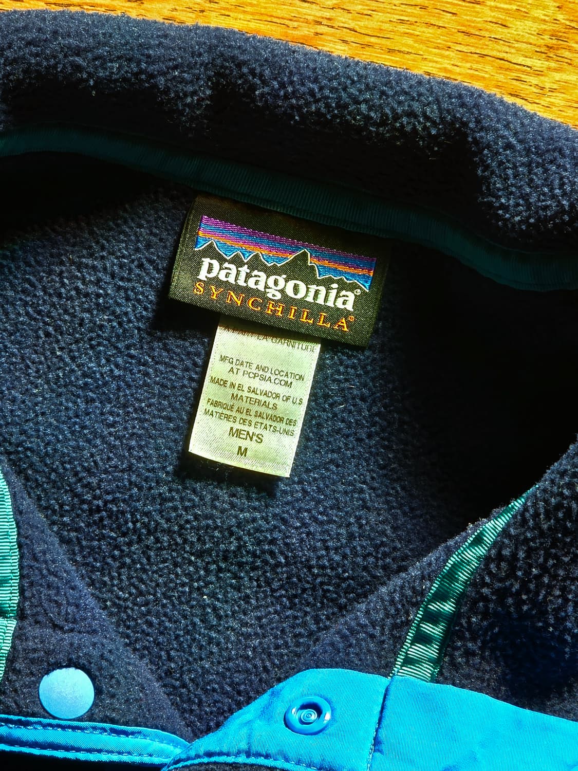 파타고니아 신칠라 스냅티 베이지 네이비 M 헤비웨이트 상품이미지3