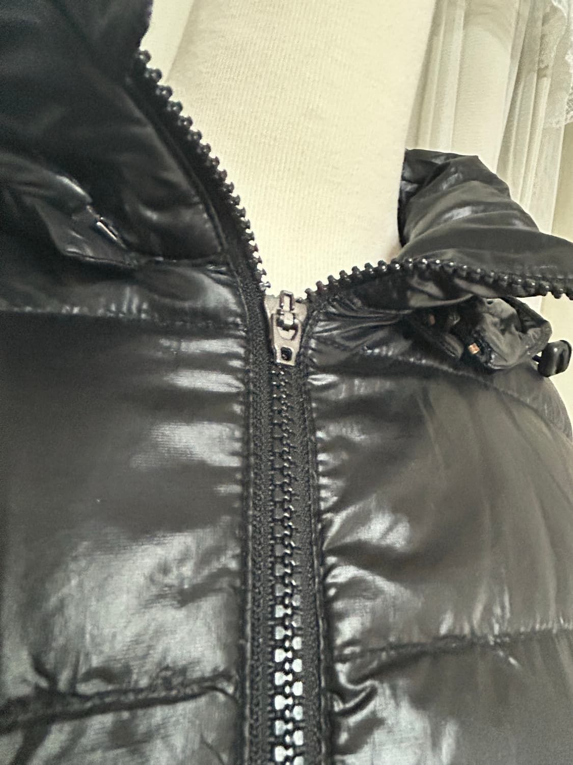 아디다스 경량패딩 구스다운 상품이미지2