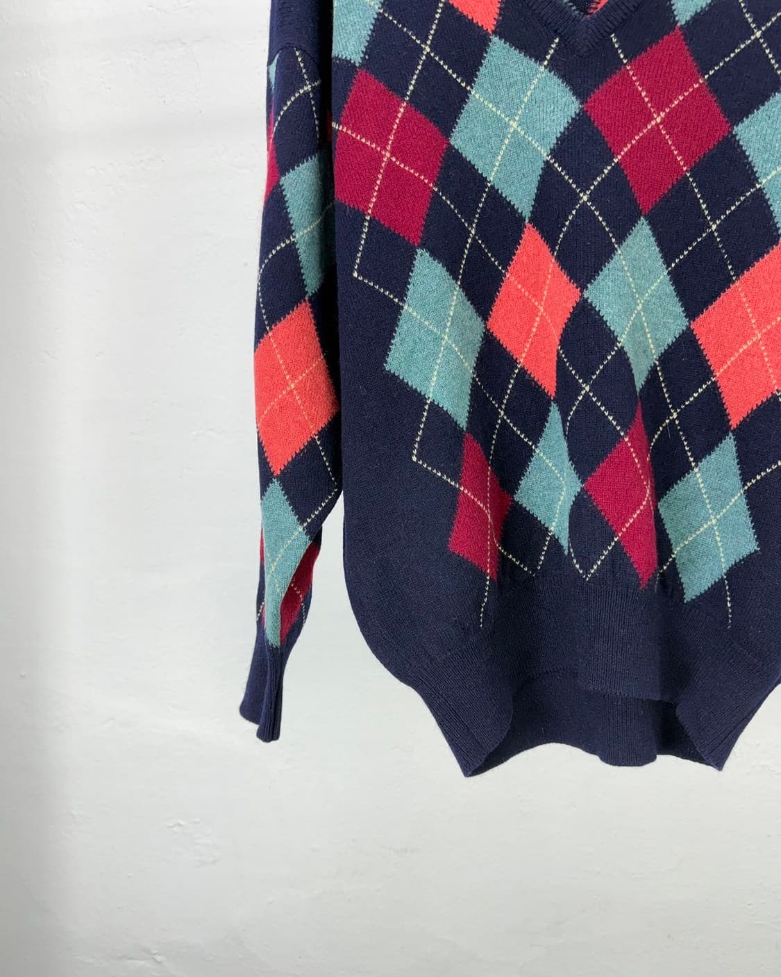 버버리 90s 아가일 브이넥 램스울 니트 스웨터 상품이미지4