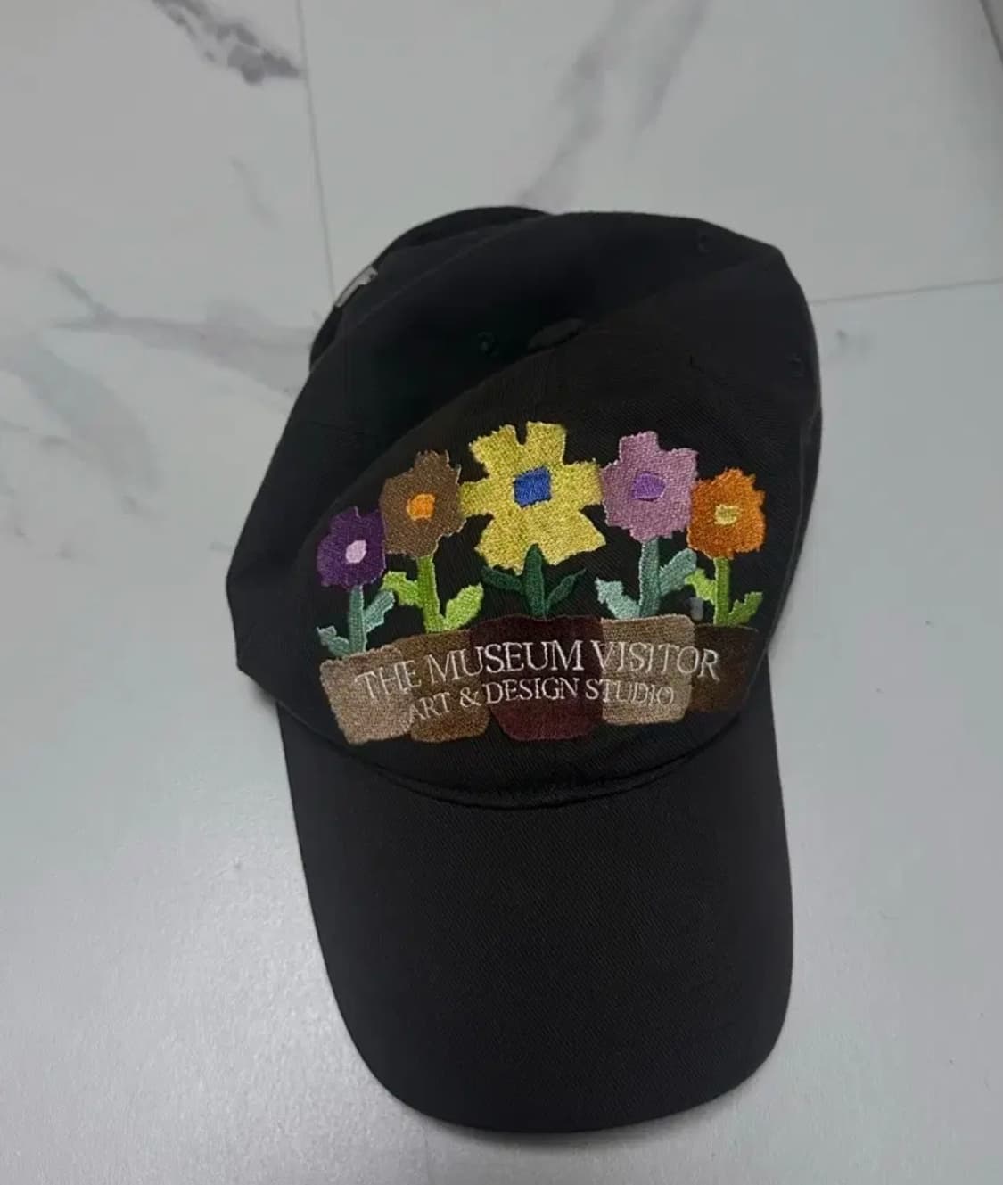 더 뮤지엄 비지터 파이브 플라워 캡 상품이미지1