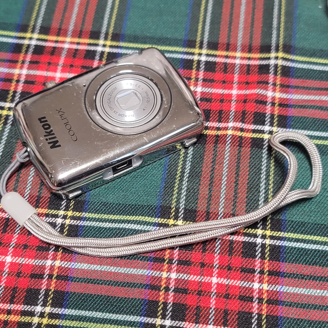 니콘 쿨픽스 S01 실버 연예인 디카 디지털 카메라 상품이미지2