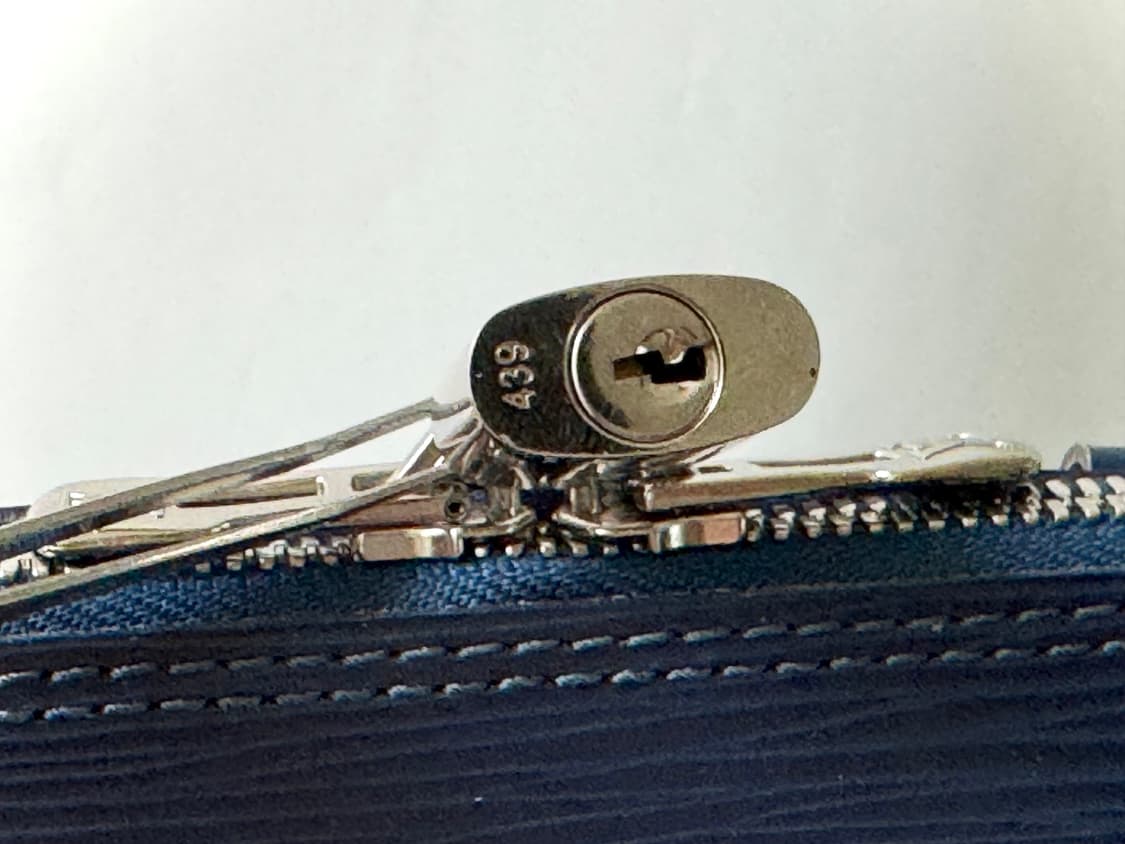 루이비통 알마 에삐 mm 네이비 상품이미지6