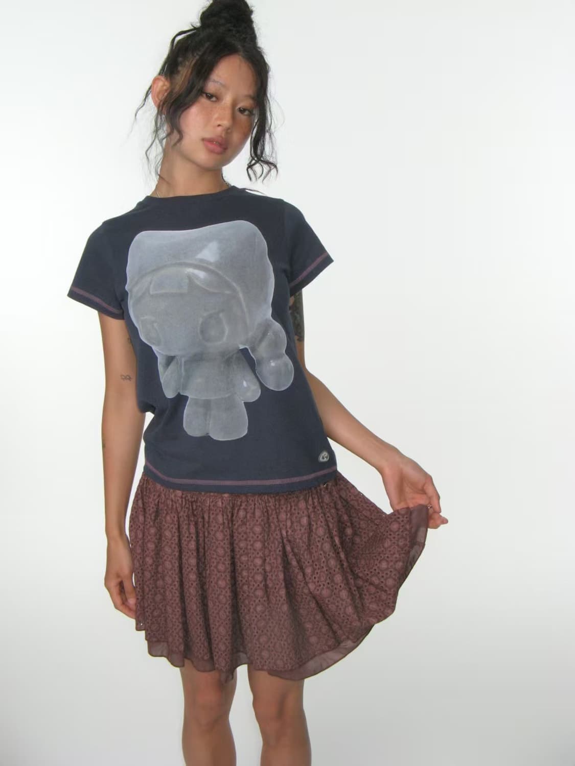 Coyseio 반팔티 네이비 새상품 상품이미지1