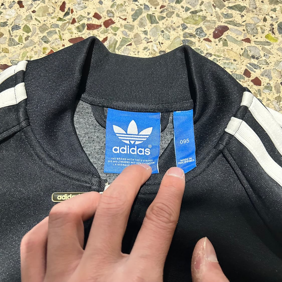 아디다스(ADIDAS) 슈퍼스타 블랙 트랙탑 져지 상품이미지4