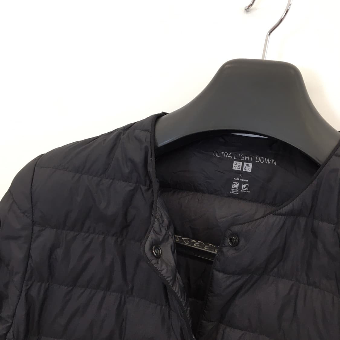 유니클로 울트라라이트다운 경량패딩 L  상품이미지4