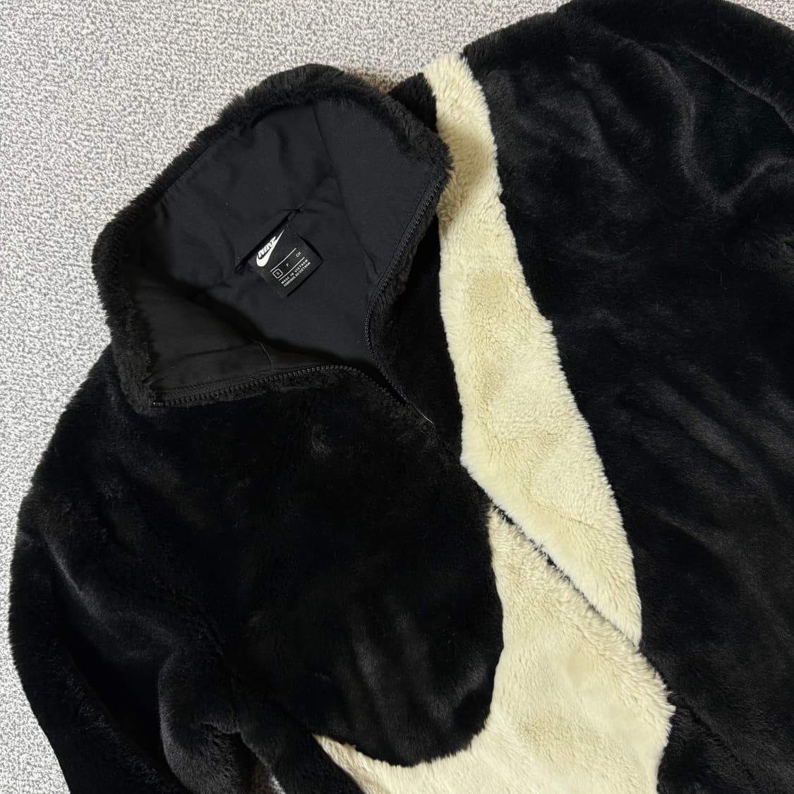 [정가 14만원] 나이키 퍼자켓 여성용 S 상품이미지5