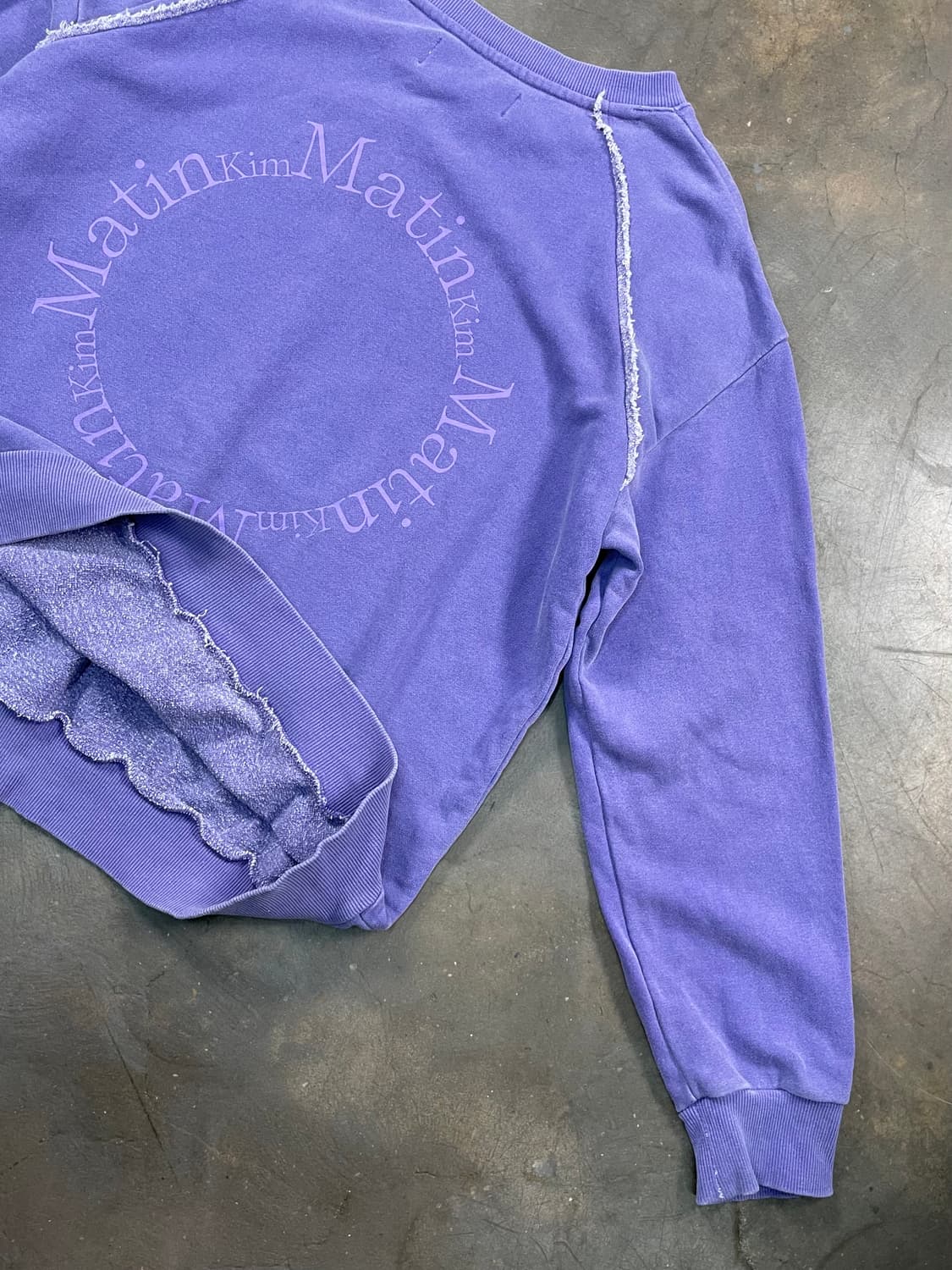 마뗑킴 피그먼트 스웻셔츠 상품이미지3