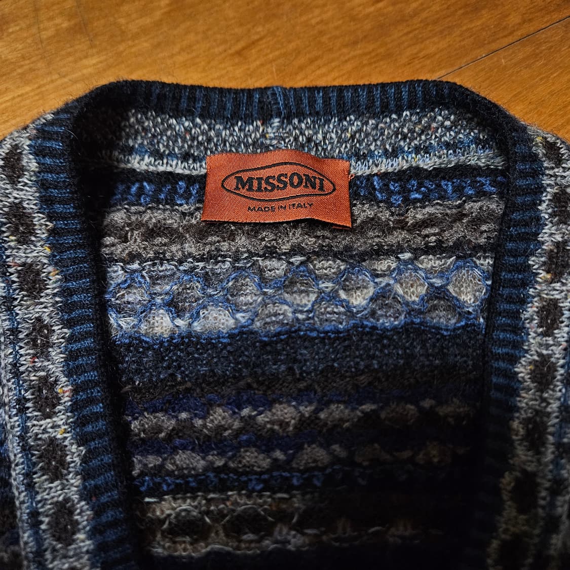 미쏘니 패턴 니트 가디건 블루 상품이미지5