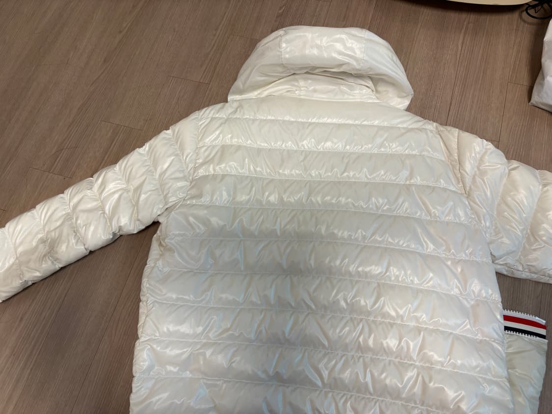몽클레어 경량패딩 상품이미지5